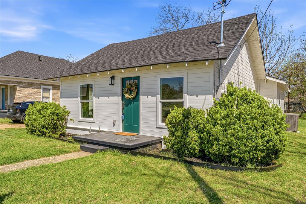 815 Garrison Street Waco, TX 76704 - Photo 2 of 36