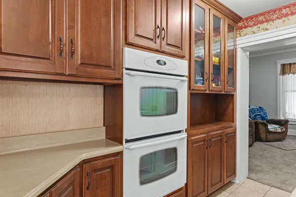 $198,500 | 110 North Pike Street, Oakland, IL 61943