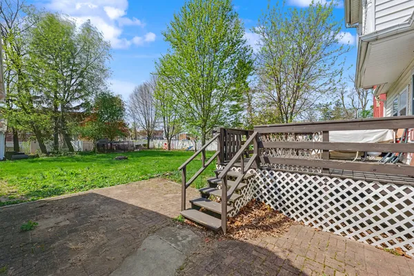 $198,500 | 110 North Pike Street, Oakland, IL 61943