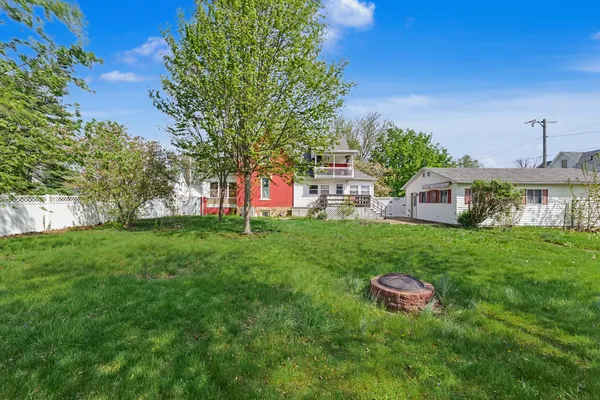 $198,500 | 110 North Pike Street, Oakland, IL 61943