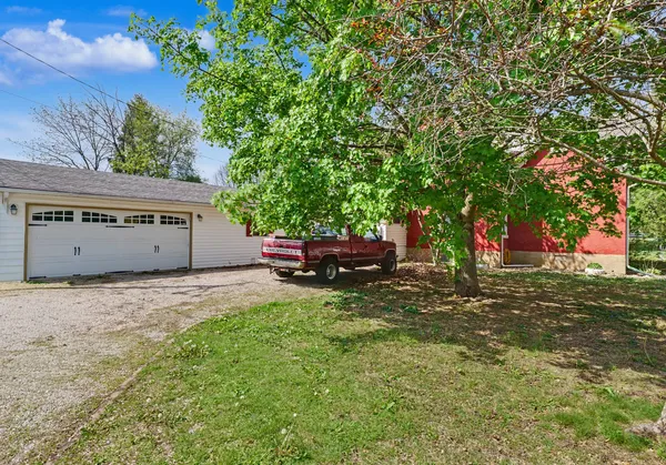 $198,500 | 110 North Pike Street, Oakland, IL 61943