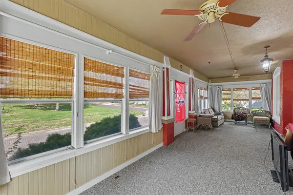 $198,500 | 110 North Pike Street, Oakland, IL 61943