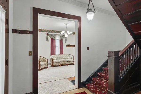 $198,500 | 110 North Pike Street, Oakland, IL 61943