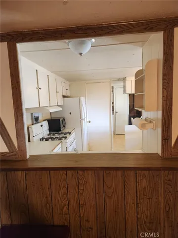 $47,000 | 15940 Stoddard Wells Road, Unit 30, Victorville, CA 92395