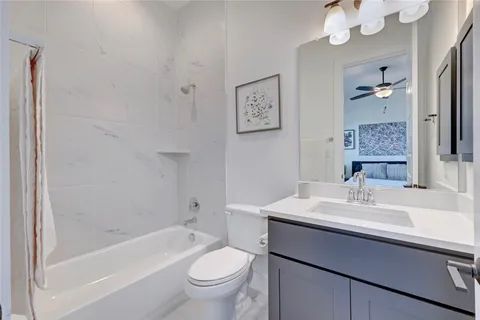 $899,990 | 117 Idle Spur, Liberty Hill, TX 78642
