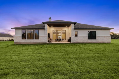 $899,990 | 117 Idle Spur, Liberty Hill, TX 78642