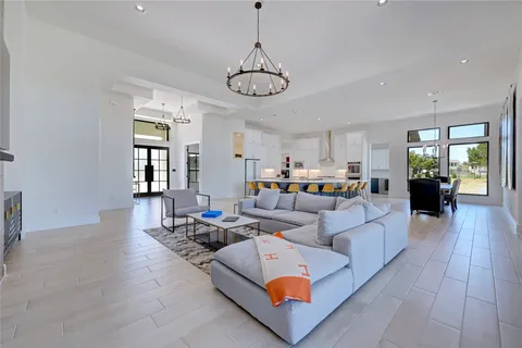 $899,990 | 117 Idle Spur, Liberty Hill, TX 78642