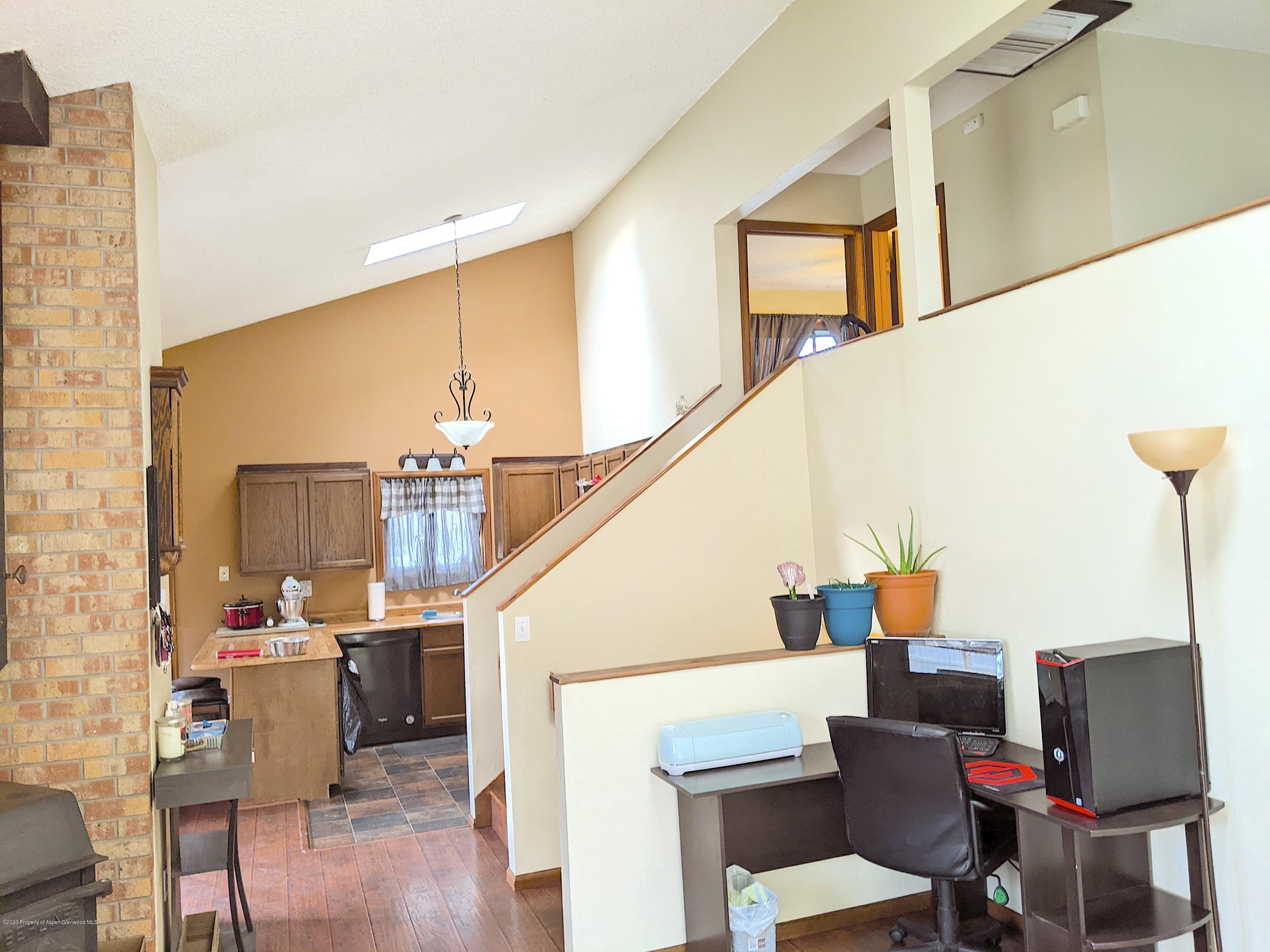 510 Wamsley Way Rifle, CO 81650 - Photo 9 of 24 Living Room 3