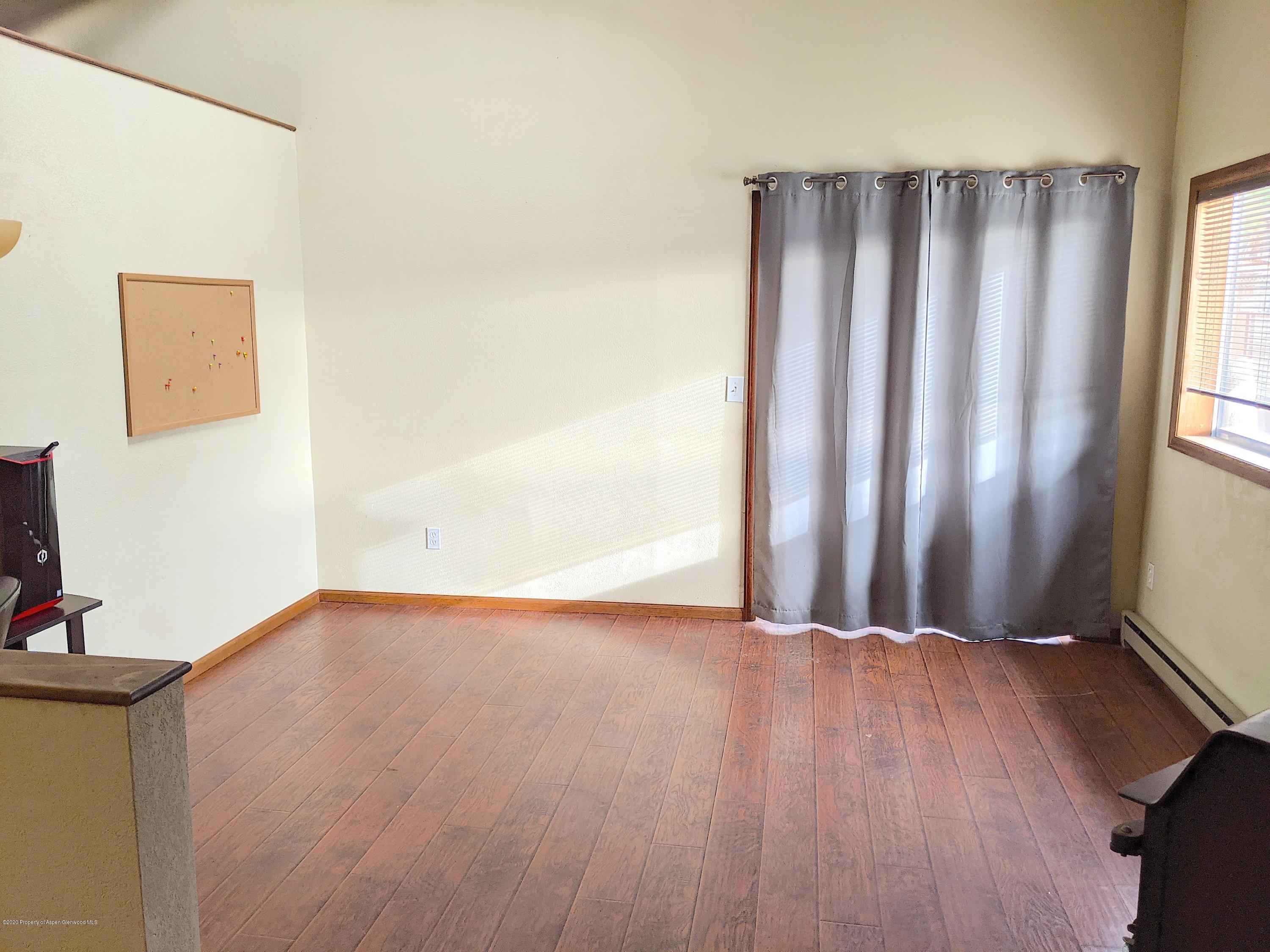 510 Wamsley Way Rifle, CO 81650 - Photo 10 of 24 Living Room