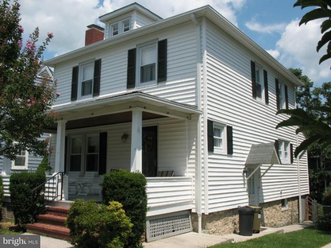 618 Dunkirk Road Baltimore, MD 21212 - Photo 3 of 27 Exterior (Front) 2