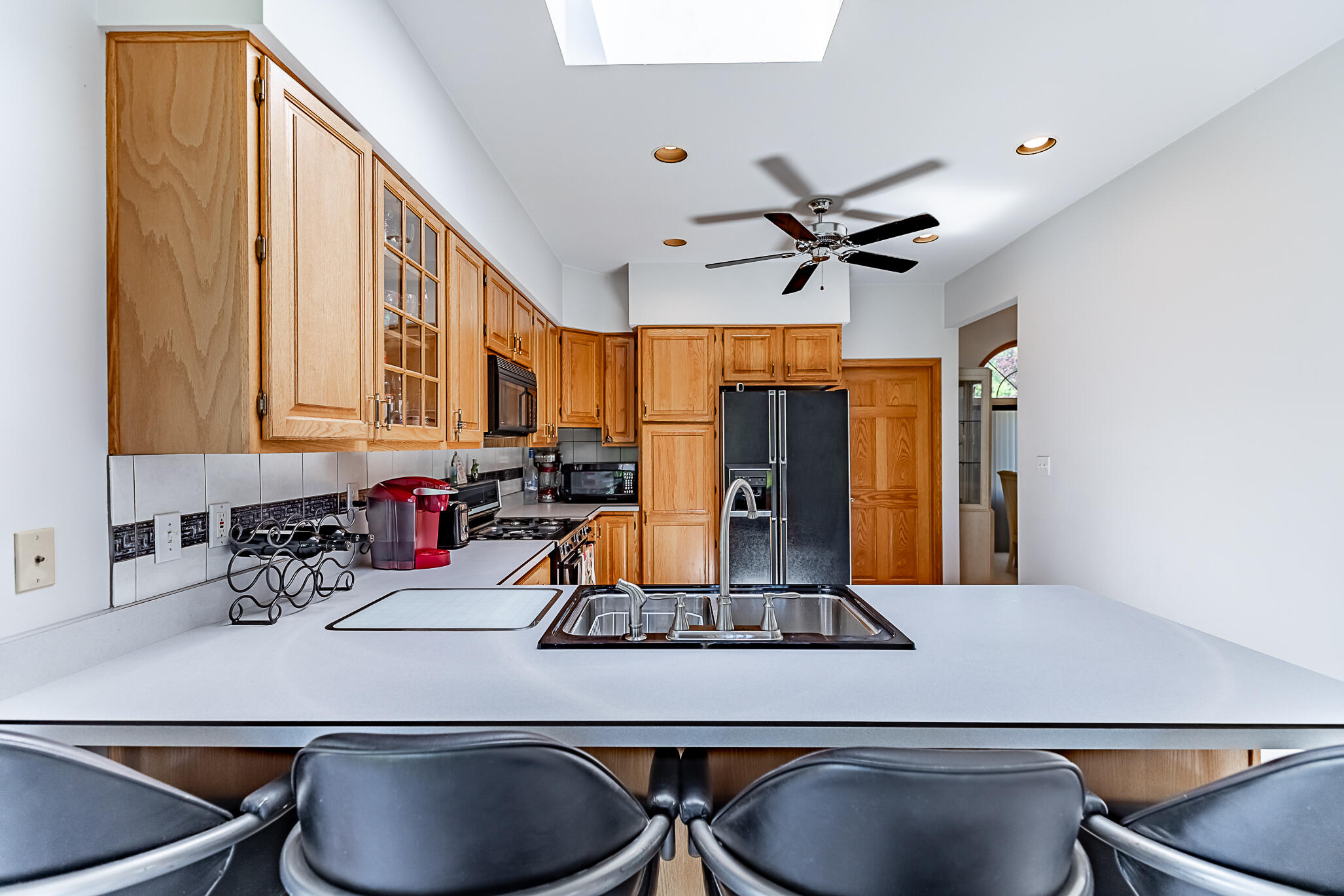 1020 Cornwallis Lane Munster, IN 46321 - Photo 19 of 41 a room with furniture a ceiling fan and a window