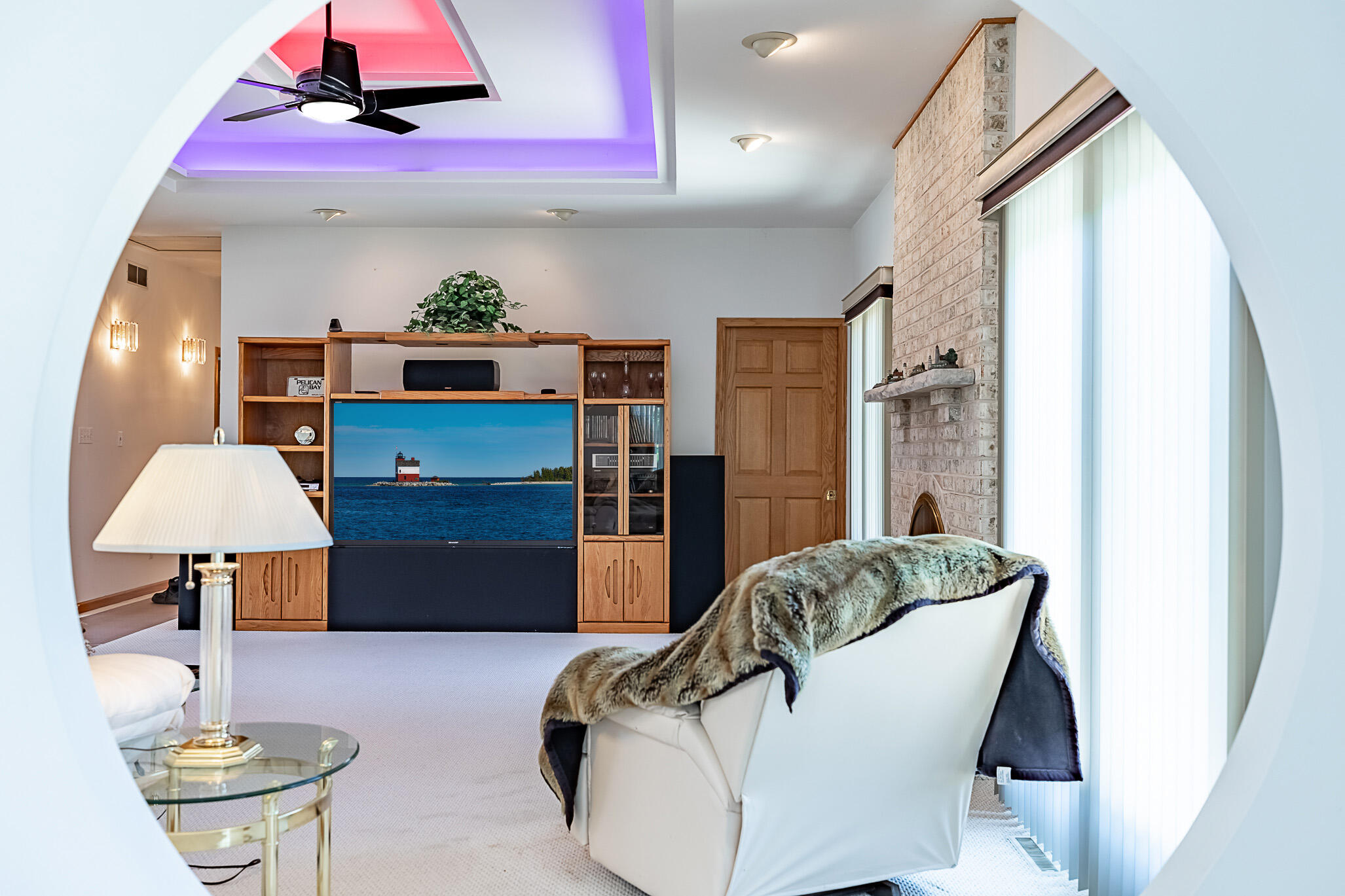 1020 Cornwallis Lane Munster, IN 46321 - Photo 22 of 41 a living room with furniture