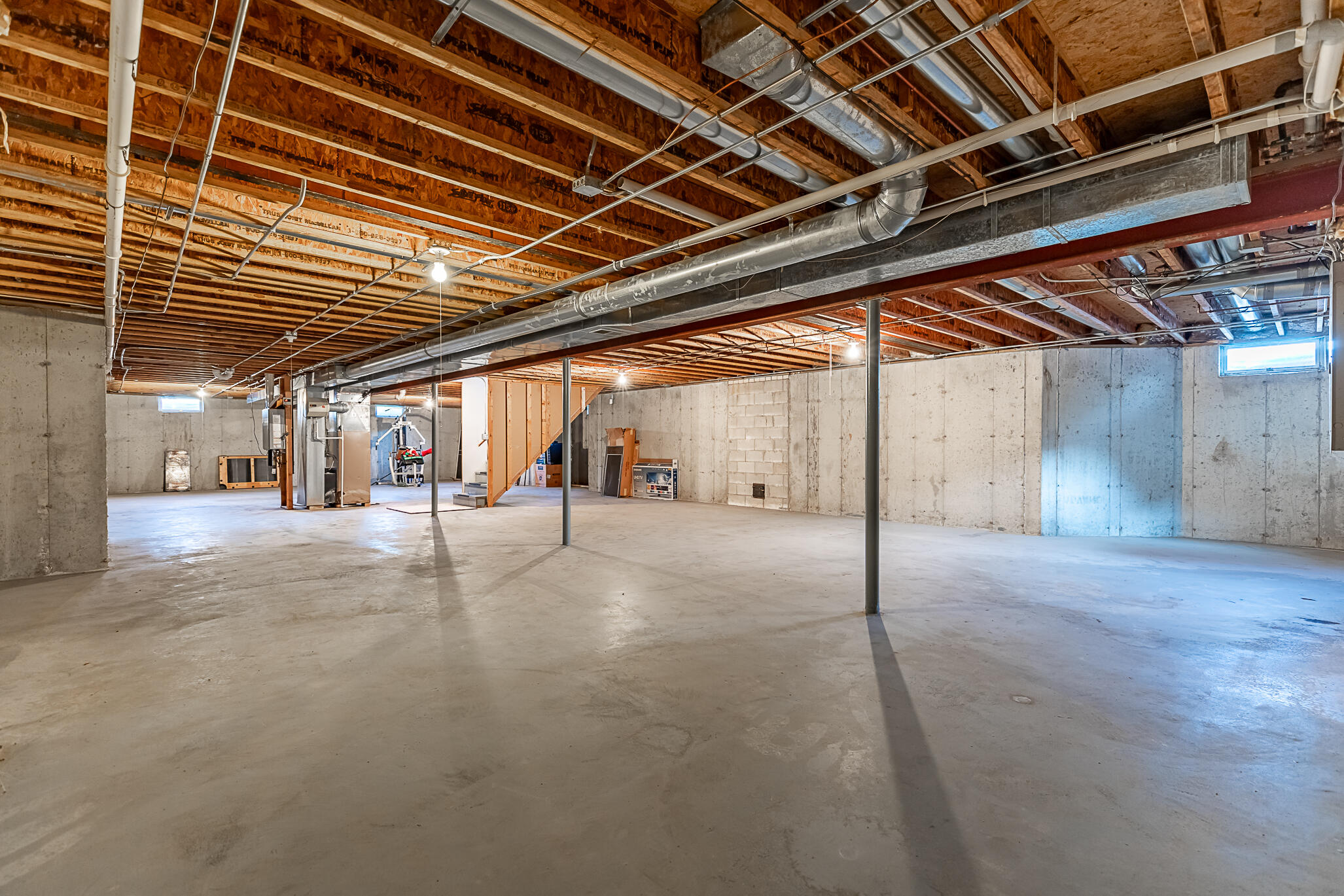 1020 Cornwallis Lane Munster, IN 46321 - Photo 35 of 41 a view of the room with wooden floor