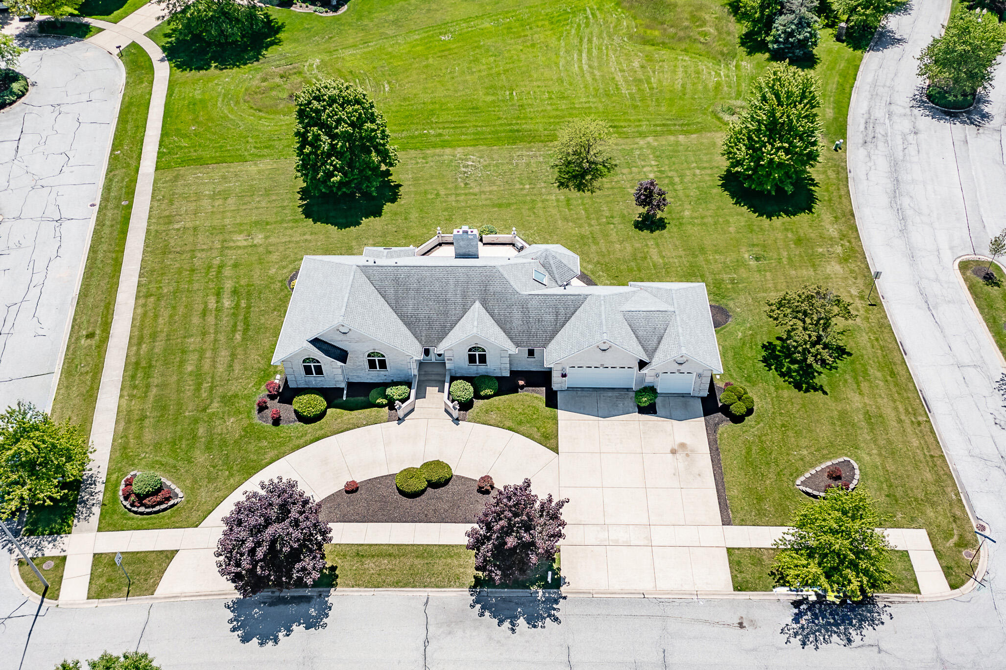1020 Cornwallis Lane Munster, IN 46321 - Photo 6 of 41 an aerial view of a house with a garden