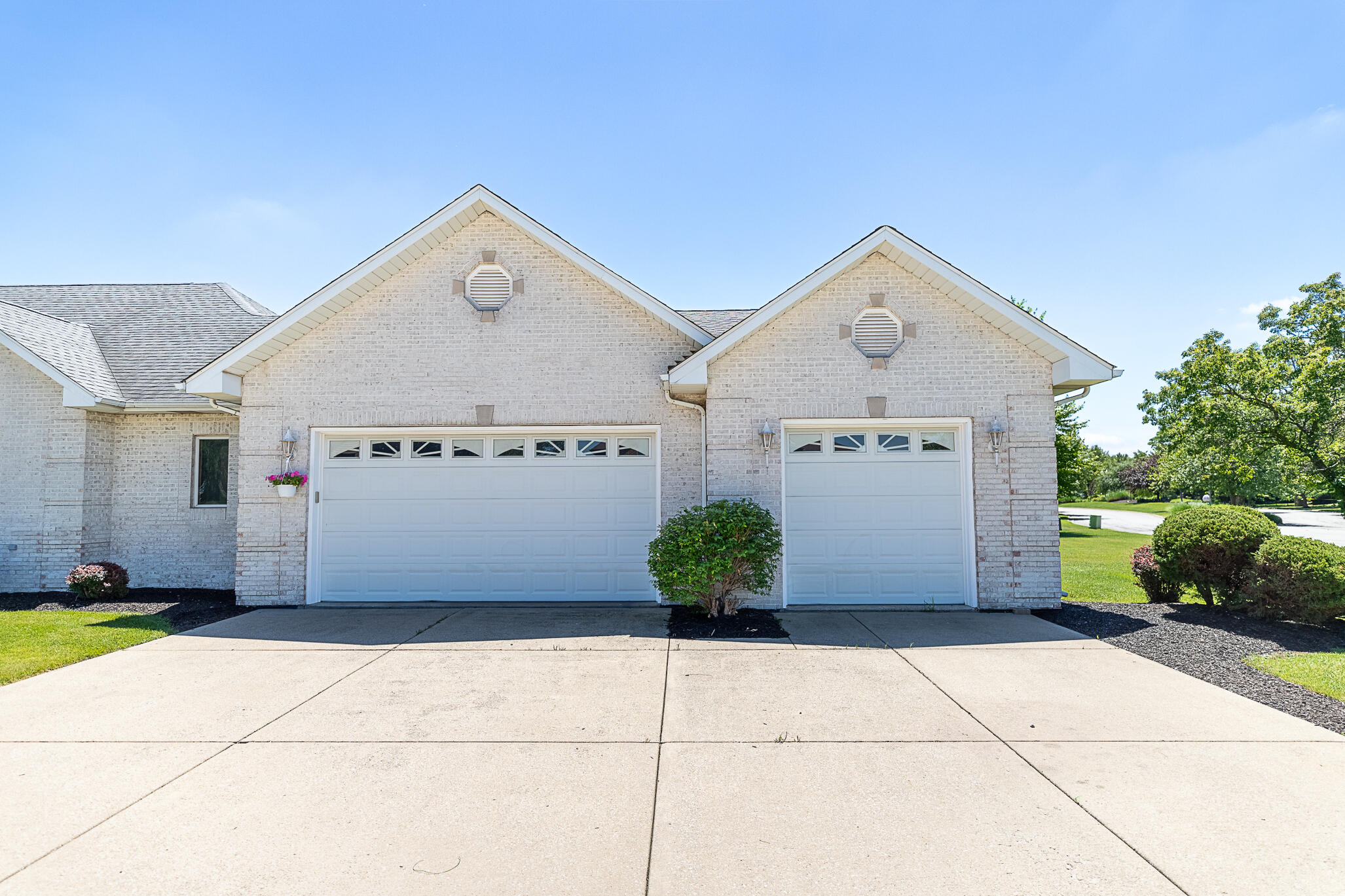 1020 Cornwallis Lane Munster, IN 46321 - Photo 9 of 41 a view of a house with a garage