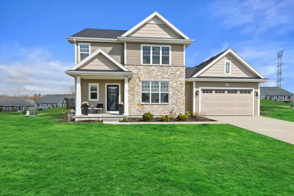 $739,000 | N62-w21744 Masters Drive, Menomonee Falls, WI 53051