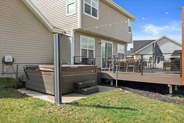 $739,000 | N62-w21744 Masters Drive, Menomonee Falls, WI 53051