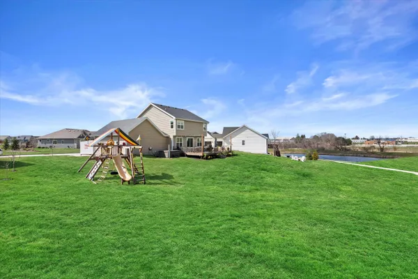 $739,000 | N62-w21744 Masters Drive, Menomonee Falls, WI 53051