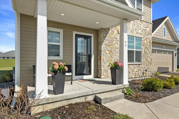 $739,000 | N62-w21744 Masters Drive, Menomonee Falls, WI 53051