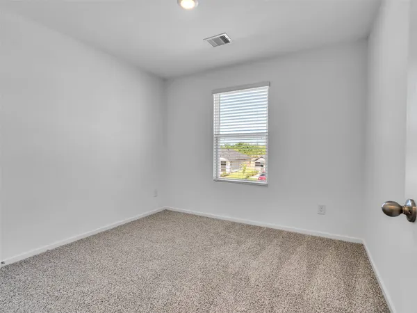 $1,900 | 18711 Sunset Horizon Drive, Hockley, TX 77447