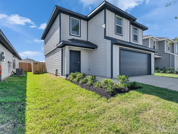 $1,900 | 18711 Sunset Horizon Drive, Hockley, TX 77447