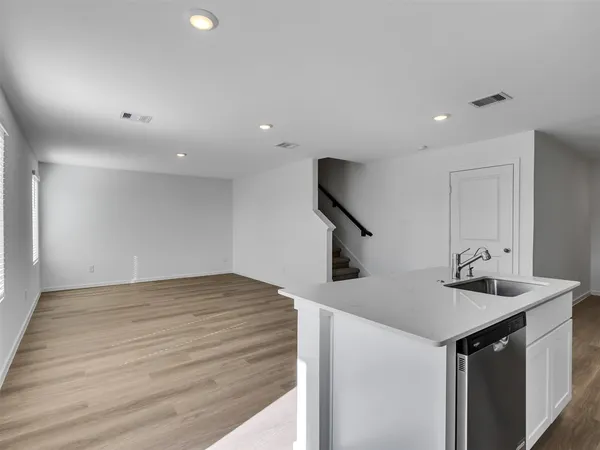 $1,900 | 18711 Sunset Horizon Drive, Hockley, TX 77447