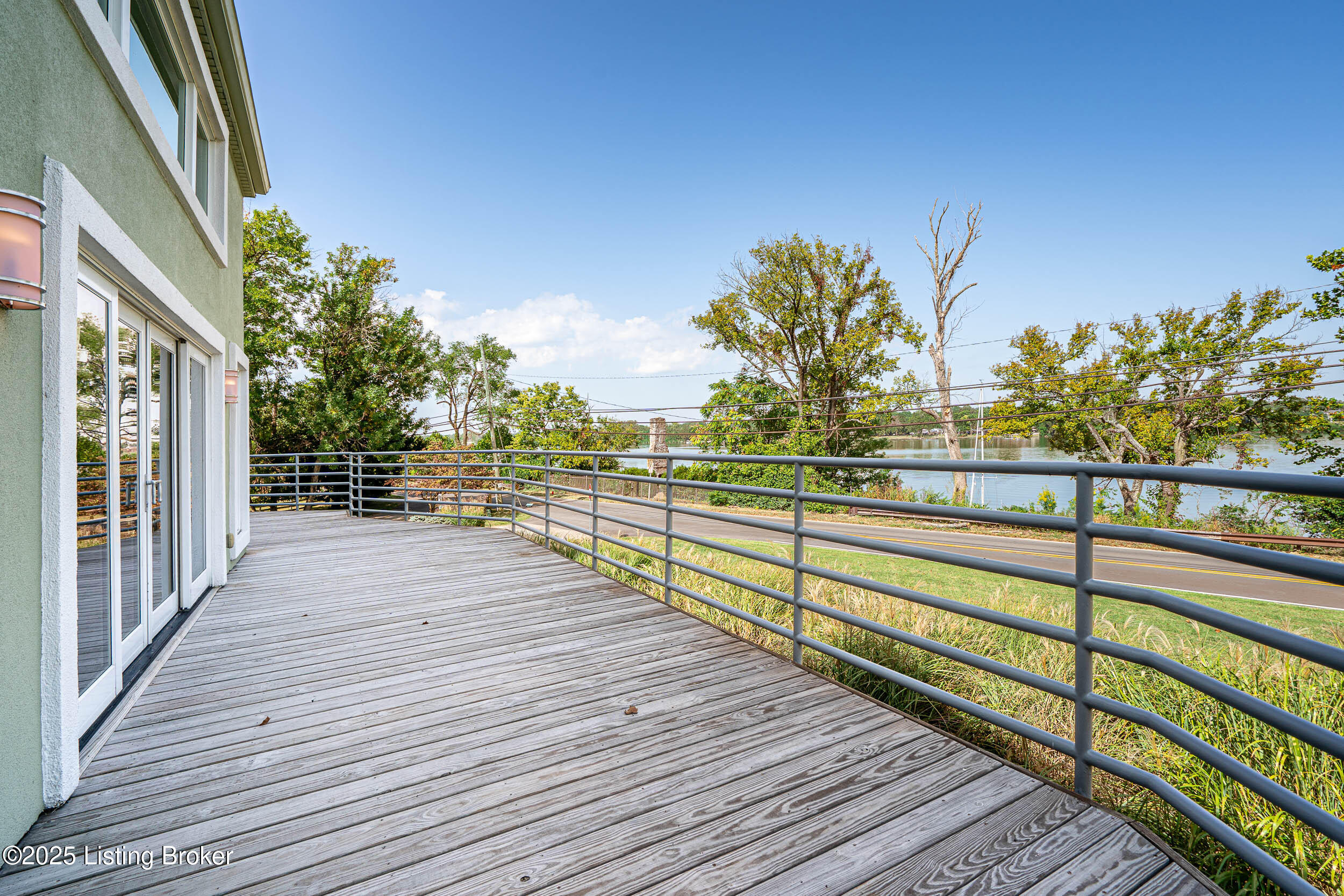 4228 River Road Louisville, KY 40207 - Photo 21 of 81 Wrap around porch with views of the Ohio