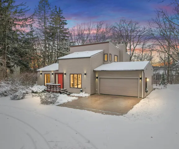 $460,000 | 2050 Chalmers Drive, Ann Arbor, MI 48104