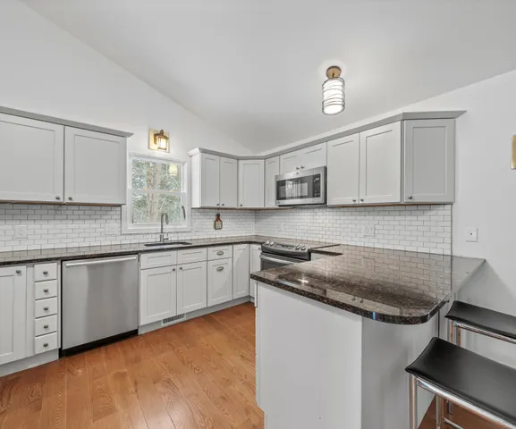 $460,000 | 2050 Chalmers Drive, Ann Arbor, MI 48104