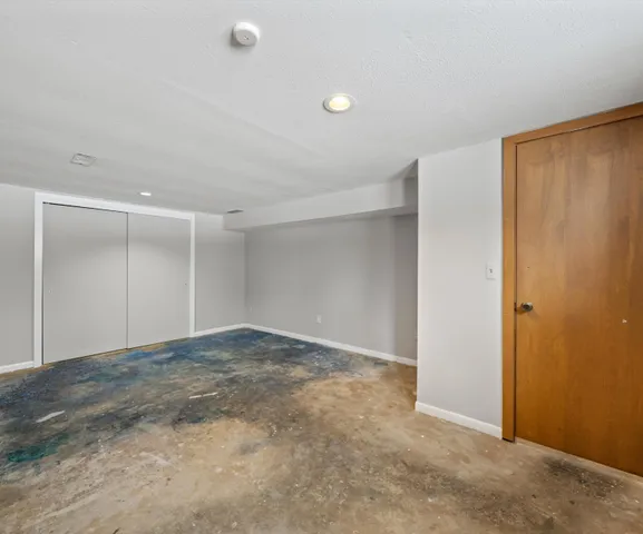 $460,000 | 2050 Chalmers Drive, Ann Arbor, MI 48104