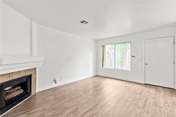 $1,850 | 2212 Silver Pine Drive, Las Vegas, NV 89108