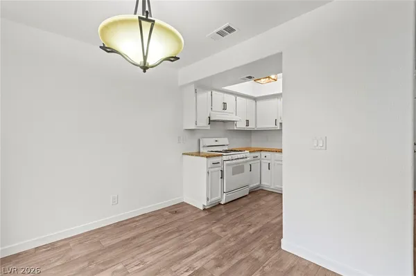 $1,850 | 2212 Silver Pine Drive, Las Vegas, NV 89108