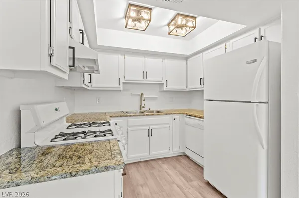 $1,850 | 2212 Silver Pine Drive, Las Vegas, NV 89108