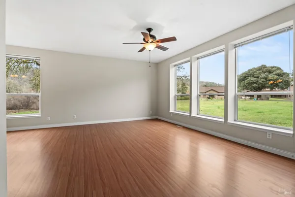 $2,300,000 | 4595-4601 Feliz Creek Road, Hopland, CA 95449