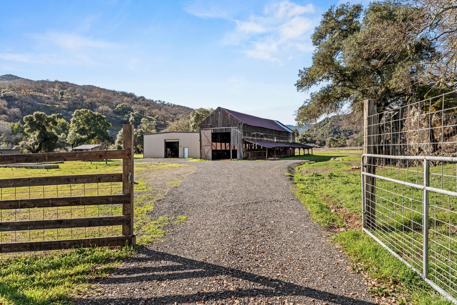 4595-4601 Feliz Creek Road Hopland, CA 95449 - Photo 50 of 74 Gate and entry to barn and workshop