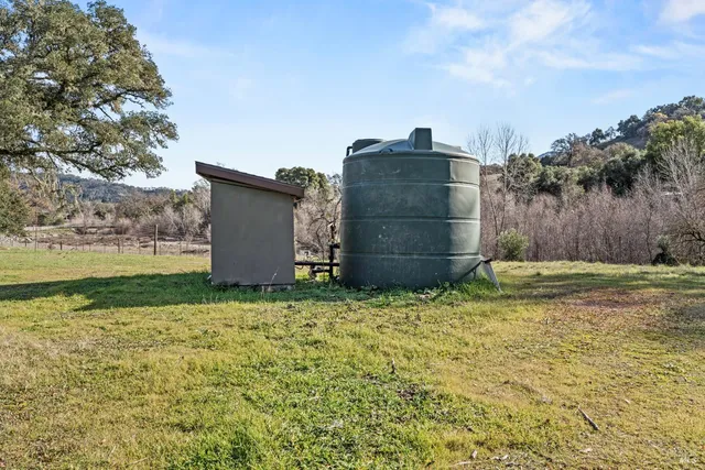 $2,300,000 | 4595-4601 Feliz Creek Road, Hopland, CA 95449