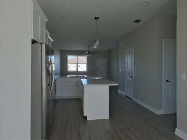 $2,019 | Undisclosed Address, Lakeland, FL 33812