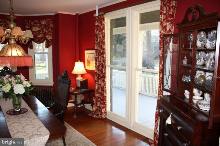 709 Cliveden Road Pikesville, MD 21208 - Photo 2 of 30 Dining Room