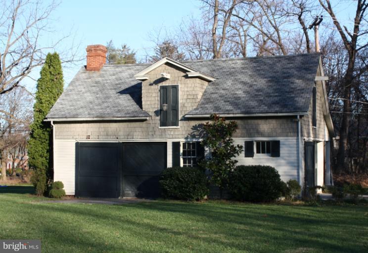 709 Cliveden Road Pikesville, MD 21208 - Photo 17 of 30 Exterior (General)