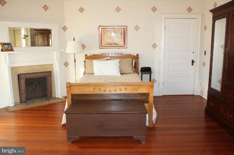 709 Cliveden Road Pikesville, MD 21208 - Photo 21 of 30 Bedroom