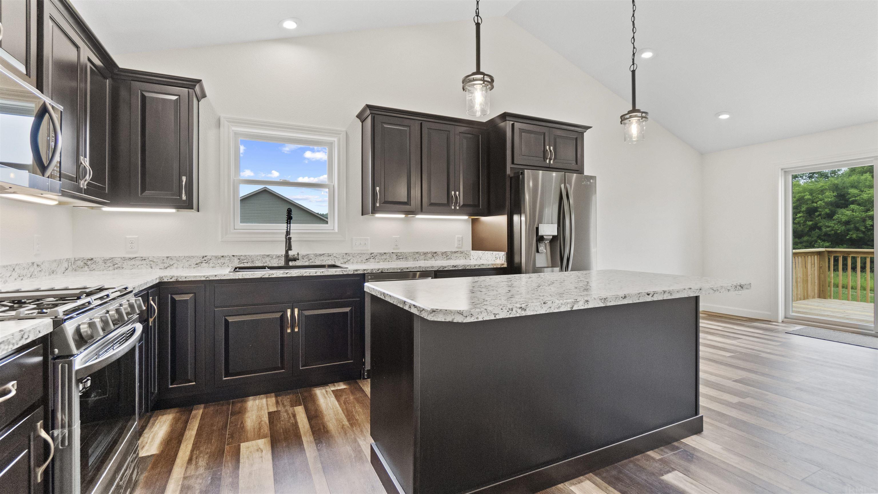 4951 North Cranbrook Road North Webster, IN 46555 - Photo 4 of 21