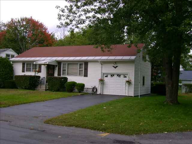 201 Chiswell Road Schenectady, NY 12304 - Photo 1 of 12 Photo 1