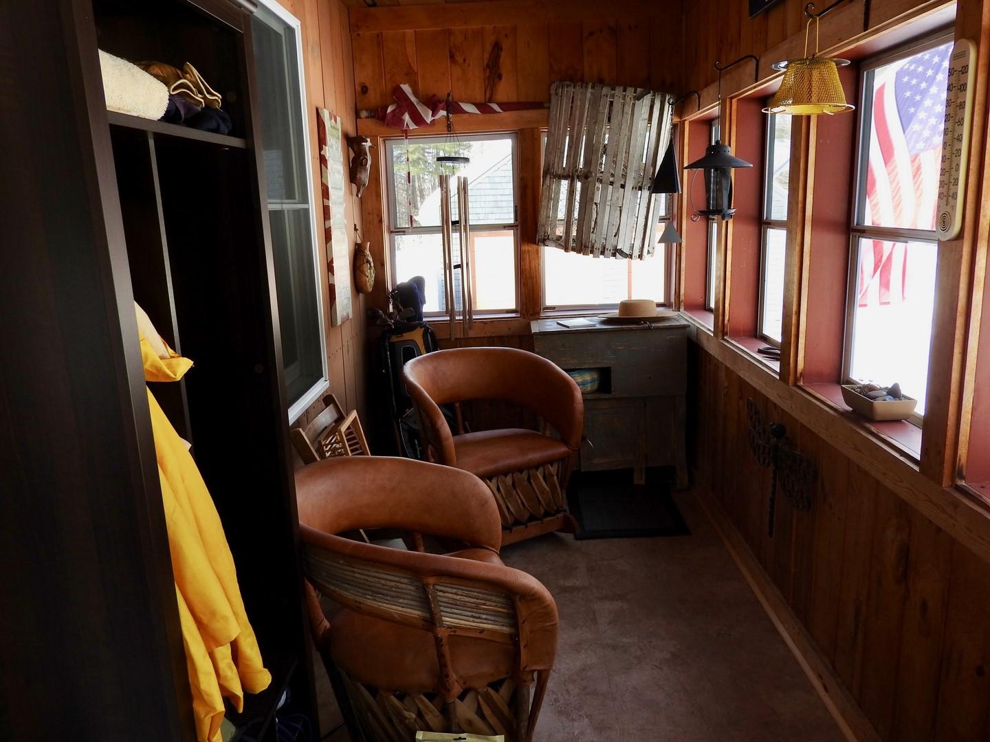 1170 Bean Road Mount Vernon, ME 04352 - Photo 4 of 28 1B Enclosed porch