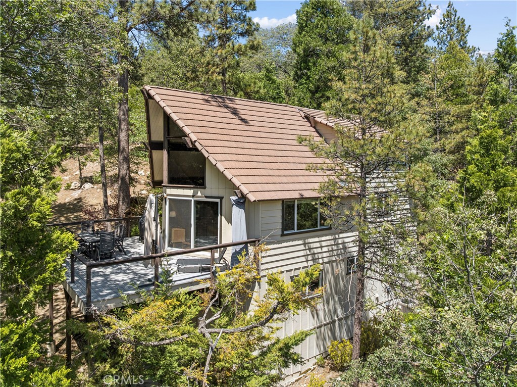 686 Grass Valley Road Lake Arrowhead, CA 92352 - Photo 43 of 55