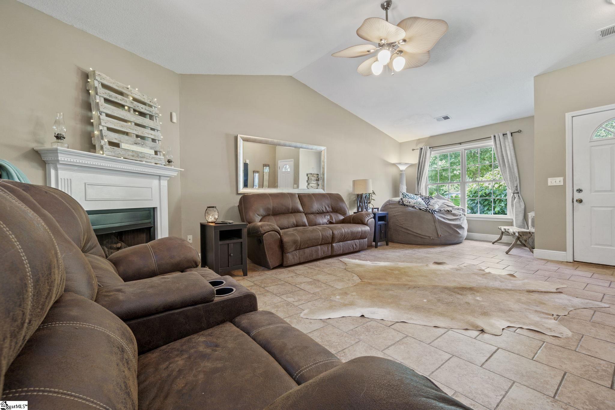 38 Buck Trail Fountain Inn, SC 29644 - Photo 9 of 31 Gallery Image 9