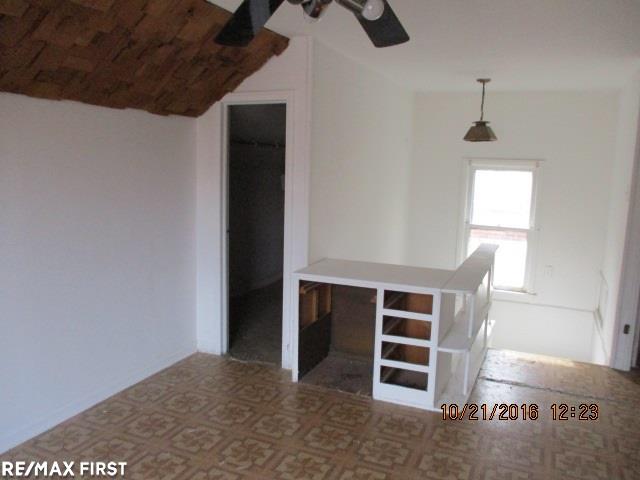 19504 Edinborough Road Detroit, MI 48219 - Photo 16 of 17