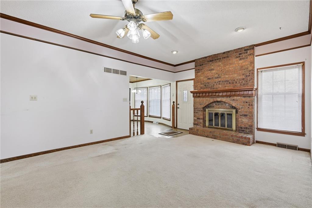 24801 Cowherd Road Blue Springs, MO 64064 - Photo 4 of 43