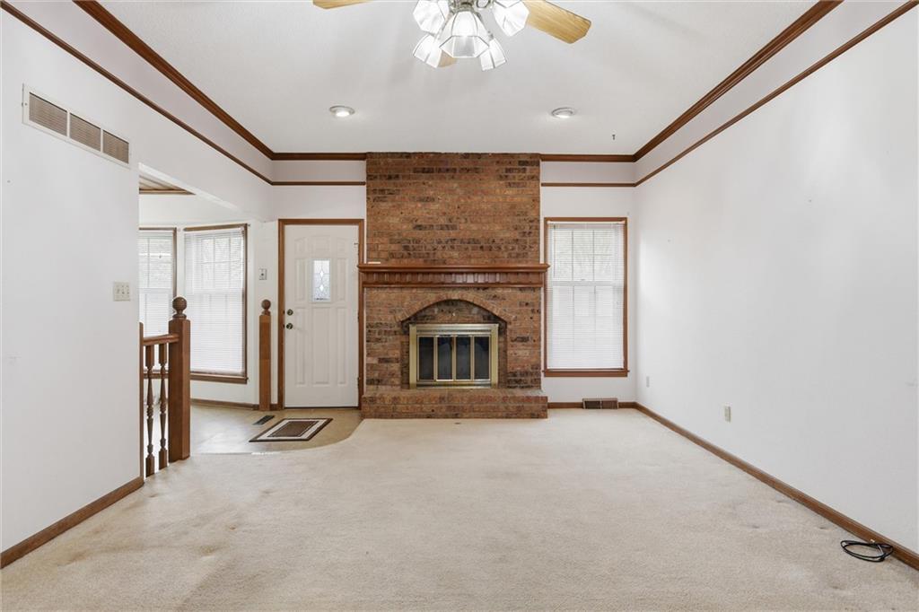 24801 Cowherd Road Blue Springs, MO 64064 - Photo 5 of 43