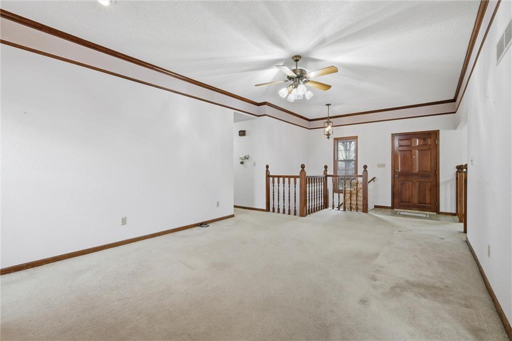 24801 Cowherd Road Blue Springs, MO 64064 - Photo 7 of 43