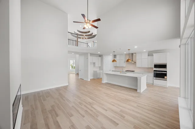 $514,623 | 8100 Royal Mint Cove, Lago Vista, TX 78645